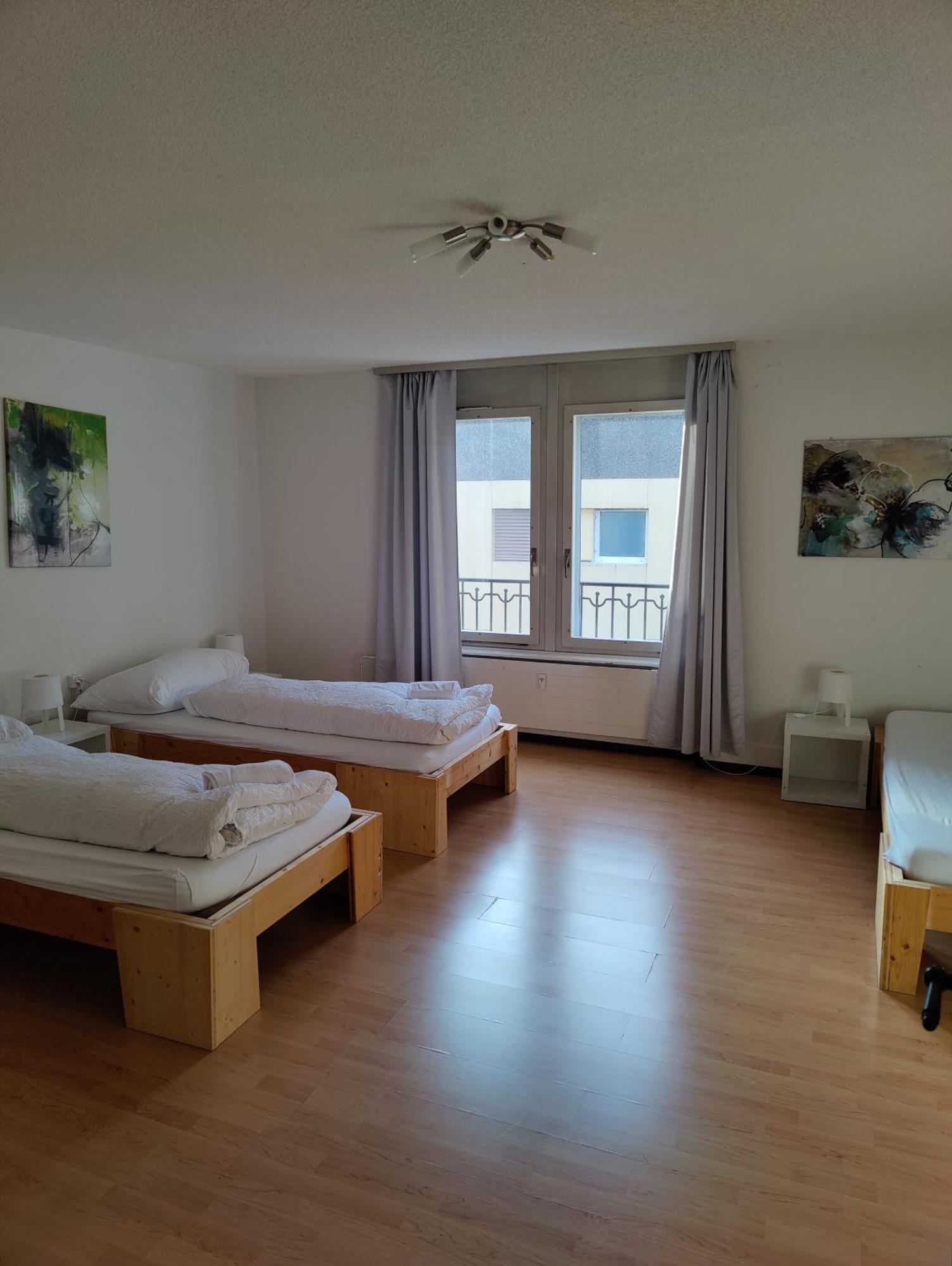 Downtown Apartments Interlaken Room photo